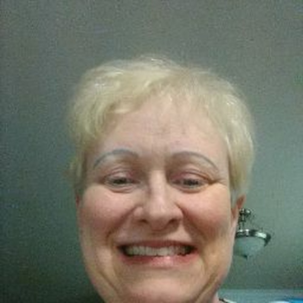Meet your Posher, Lynne